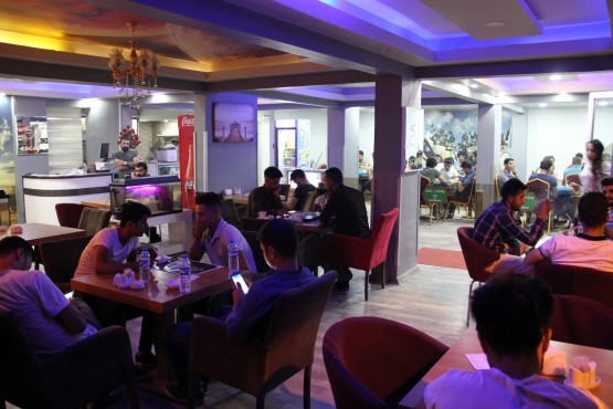 ESCAPE CAFE YUNUS GEYLAN: Bu değerli Kurban Bayramında, kâinatın yaratıcısı ve âlemlerin Rabbi bağışlayıcı ve acıyıcı yüce Allah tüm dualarınızı kabul etsin.