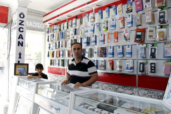 ÖZCAN İLETİŞİM AVEA BAYİİ CEMAL TAŞ:En kötü gününüz bu Ramazan Bayramı'ndaki gibi güzel olsun… Bayramınız kutlu olsun.