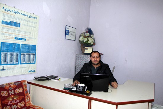 AYGAZ BAYİİ - YUNUS KARA: Her ilkbaharda gelinciklerin en güzel başlangıçları müjdelemesi gibi, bu bayramın da size ve ailenize mutluluk ve neşe getirmesini diliyorum...