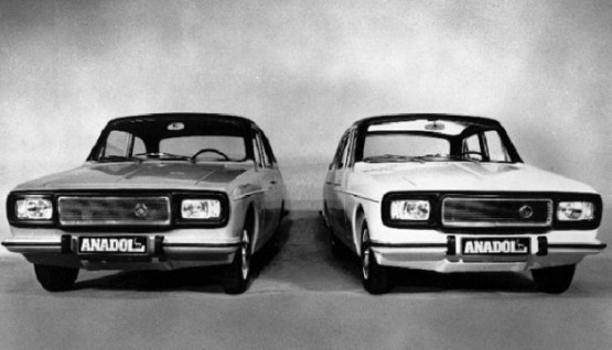 Türkiye’de ilk otomobil yapımı 1959 yılında gerçekleşti ve Anadol markasıyla 1966 yılında satılıp kullanılmaya başlandı. Bundan önce ise ‘Devrim’ adlı bir otomobil, Eskişehir’de üretildi ancak denendikten sonra seri üretiminden vazgeçildi.