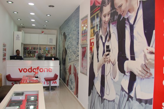 SEZAİ İLETİŞİM VODAFONE ANA BAYİİ ERSİN MEHMET SEZAİ:  Yüreklerde bir esinti ve sulh paylaşımına en ateş gibi merhabadır bayramlar. Kurban Bayramınız mübarek, her bir şey gönlünüzce olsun.