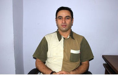 Em cejna Remêzanê lî serida serokê gelê kurda bêrez Abdullah Öcalan û Kurdîstanê pîroz dikin.Hewi dikim ku ev cejnê bîbê mobesta azadîyê hemo gelên Rojhîlatû gelên bindesta hemû cîhanê.İro lî Rojavayê Kurdıstanê Jın Û zarok t’en Qetîlkirin.Hemu cîhan li ve şerê hovane dîbine.Em jî dıbejîn em lî gel rojavaye ne em dubarê ve cejna Remezanê jî bo hemu gele kurd pîroz dikin. BDP İlçe Başkanı Cabbar Taş