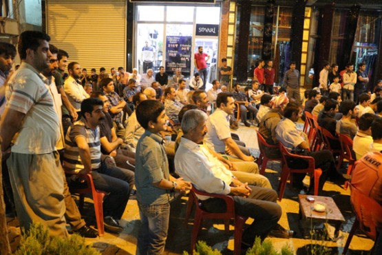 Şemdinli'de tiyatro şenliği! Foto: İlhan Demir
