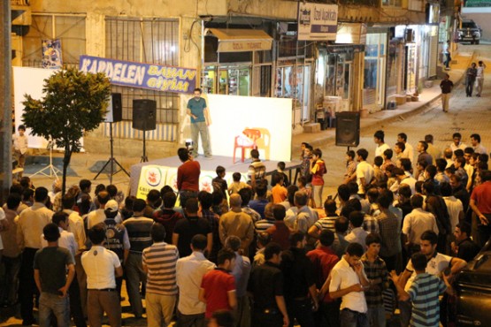 Şemdinli'de tiyatro şenliği! Foto: İlhan Demir