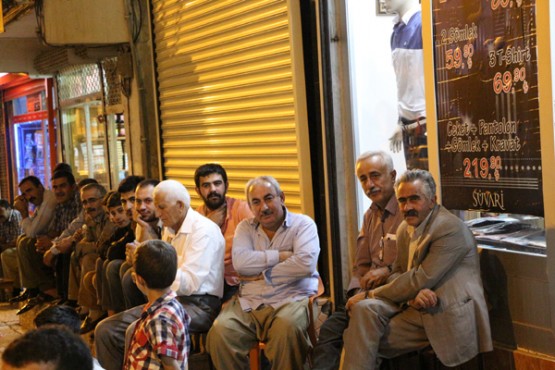 Şemdinli'de tiyatro şenliği! Foto: İlhan Demir