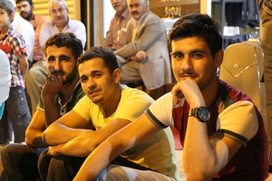 Şemdinli'de tiyatro şenliği! Foto: İlhan Demir