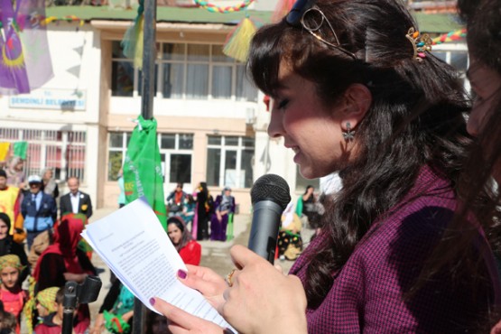 Şemdinli'de 'Kadınlar Günü' coşkuyla kutlandı: FOTO: Servan ÖZEL