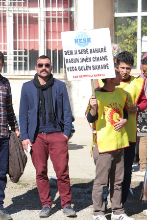Şemdinli'de 'Kadınlar Günü' coşkuyla kutlandı: FOTO: Servan ÖZEL
