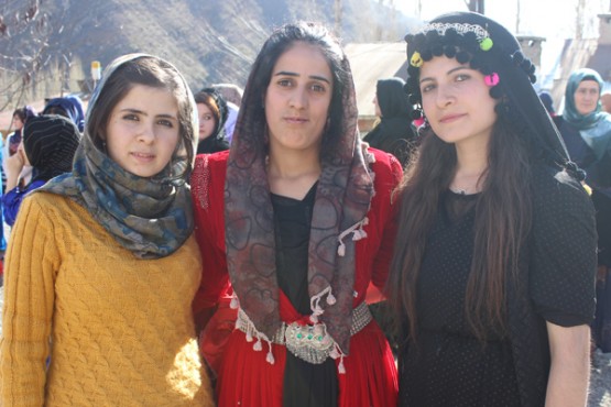 Şemdinli'de 'Kadınlar Günü' coşkuyla kutlandı: FOTO: Servan ÖZEL