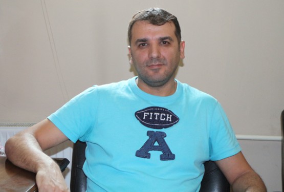 Emniyet teşkilatı adına herşeyin en iyisini hakeden saygı değer Şemdinli halkımızın bayramını en içten dileklerimizle kutlarız. Bu vesileyle bugün itibarıyla çalışmaktan grur duyduğum Şemdinli'den ayrılıyorum. Sayın halkımıza desteklerinden dolayı çok teşekkür ediyorum. Akın GÜNERİ Şemdinli Eski İlçe Emniyet Müdürü