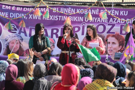 Şemdinli'de 'Kadınlar Günü' coşkuyla kutlandı: FOTO: Mesut KAZAK
