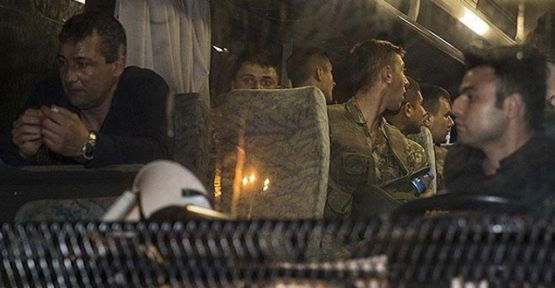 1374 TSK personeli gözaltına alındı