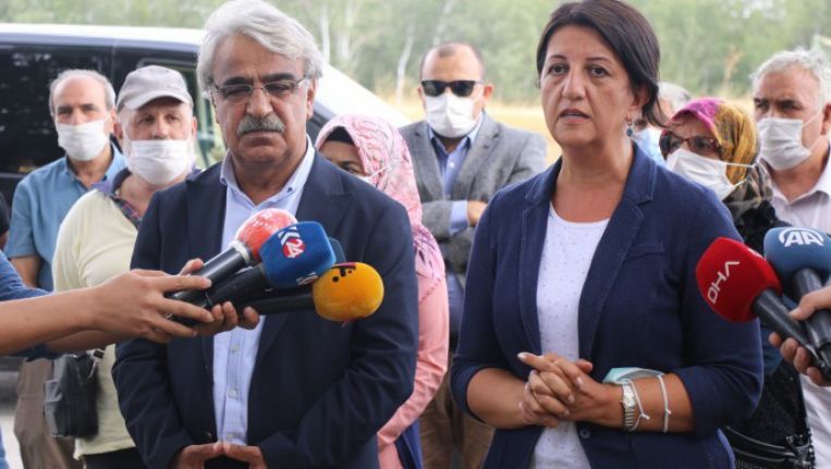 Buldan ve Sancar, Demirtaş'ı ziyaret etti: Başka parti iddiaları beni üzer, hatta öfkelendirir