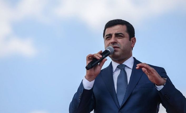 Selahattin Demirtaş'tan "Parti kuracak" iddiasına yalanlama geldi