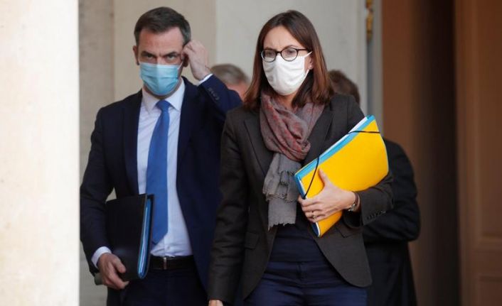 Fransa'da sağlık bakanının evine korona baskını