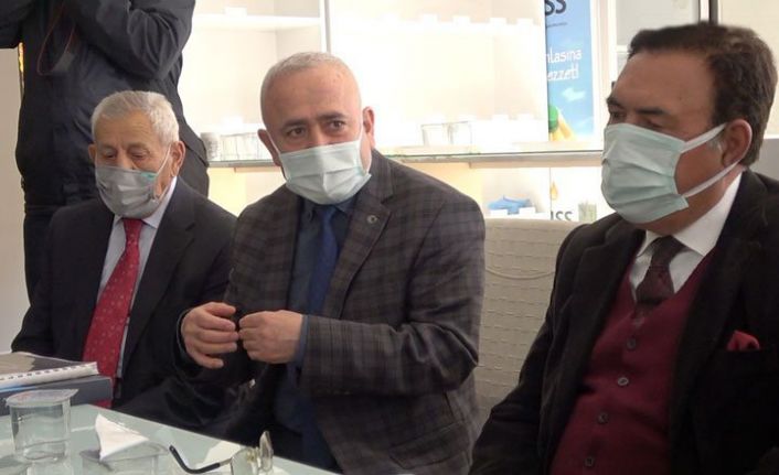 Hakkari Üniversitesi Rektörü Pakiş Yüksekova Yüksekokulunu ziyaret etti