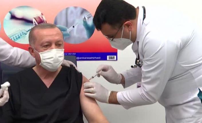Cumhurbaşkanı Erdoğan Covid-19 aşısı yaptırdı
