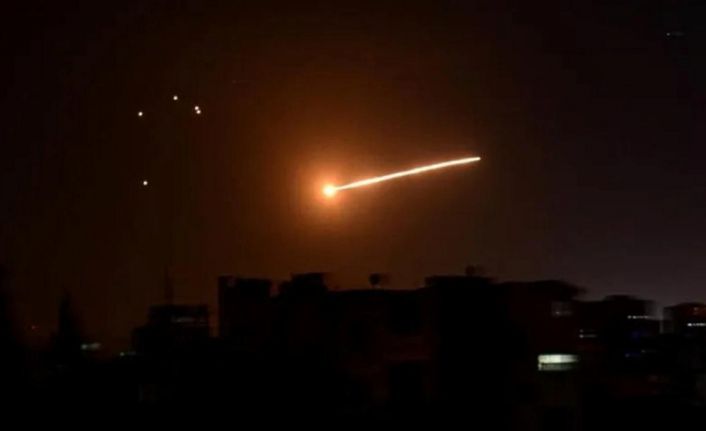 İsrail Suriye'ye yine hava saldırısı düzenledi