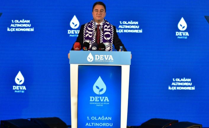 Ali Babacan: Cenaze evine telefon açıp şov yapıyorlar