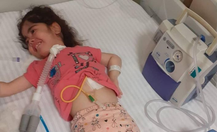 SMA'lı Havin Ömür'ün ilaçlarını SGK reddetti