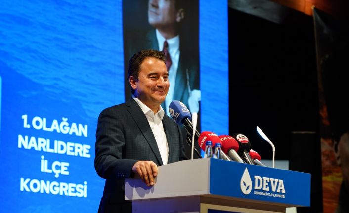 Babacan: Döviz rezervlerini seçimden önce milleti aldatmak için sattılar