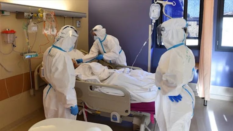 Covid-19 salgını: Günlük can kaybı 260'a çıktı