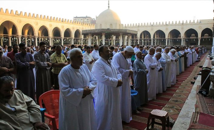 Mısır Danıştay’ı camilerin siyasi amaçlar için kullanılmasını yasakladı