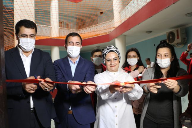 Şemdinli'de yeni işyeri açılışı