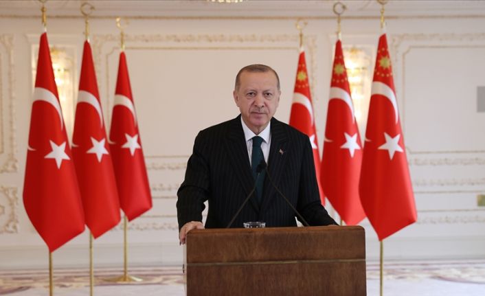 Cumhurbaşkanı Erdoğan: Sosyal medya demokrasi için ana tehdit