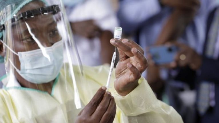 Oxfam: AB Afrika'ya bağışladığından fazla aşıyı çöpe atıyor