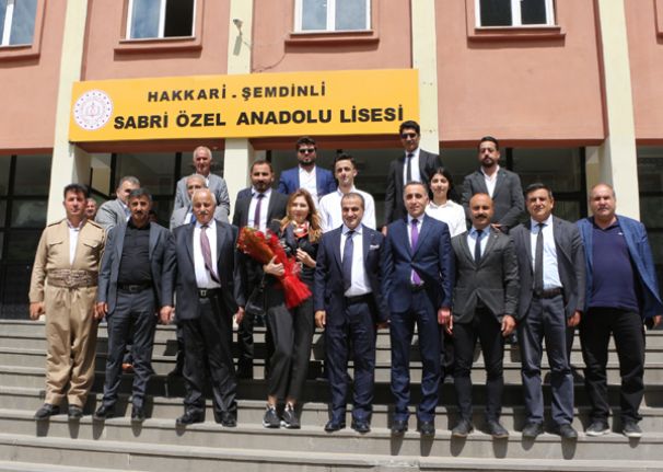 Celal ve Sabri Özel Kardeşlerden Şemdinli'ye ziyaret