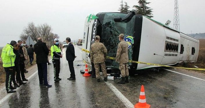 Kırklareli'de yolcu otobüsü devrildi: 6 ölü, 25 yaralı