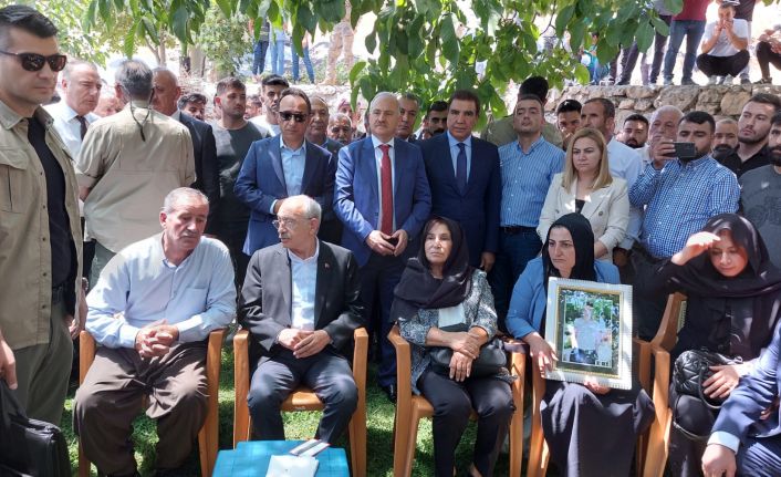 Kılıçdaroğlu'nun Roboski ziyareti: Acı hala taze, anneler adaletin geleceği günü bekliyor