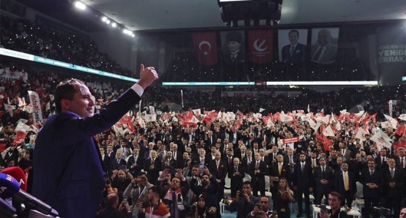 Fatih Erbakan, tekrar Yeniden Refah Partisi Genel Başkanı seçildi