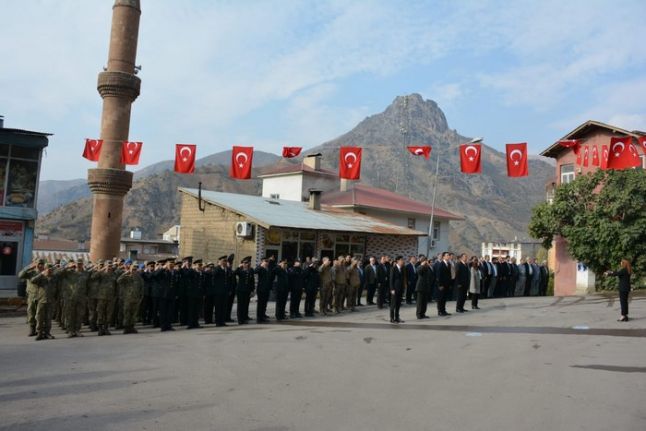 Şemdinli'de 10 Kasım Atatürk'ü Anma Etkinliği Düzenlendi