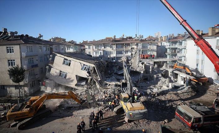 Türkiye'de 10 ayda 17 bin deprem meydana geldi: 2 bini son bir ayda yaşandı