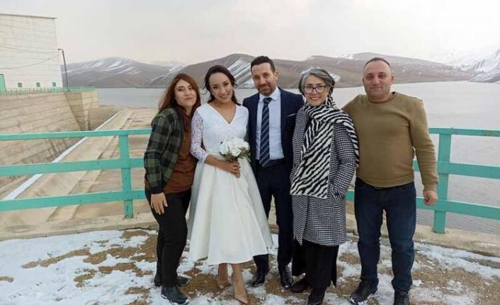 Yüksekova'ya Meksikalı gelin