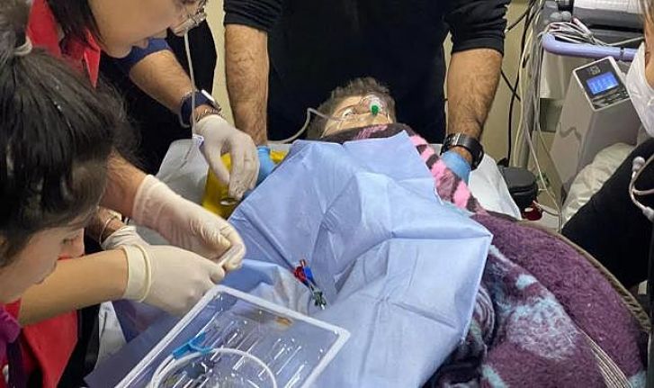 Antakya'da 261. saatte 2 kişi enkazdan kurtarıldı