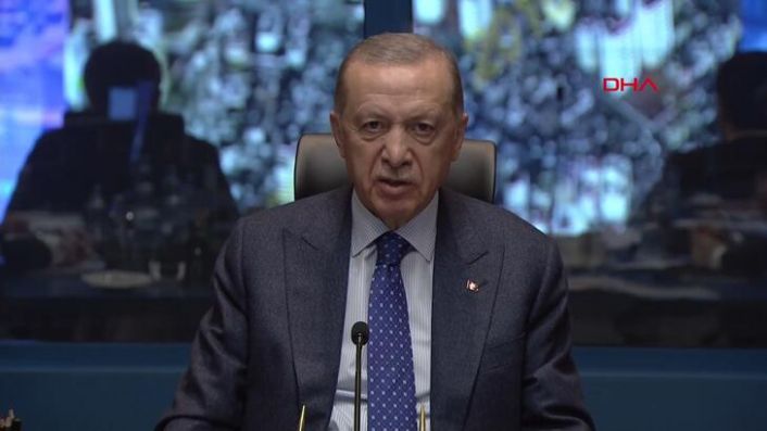 Erdoğan: Depremin yaşandığı 10 ilde OHAL ilan ettik