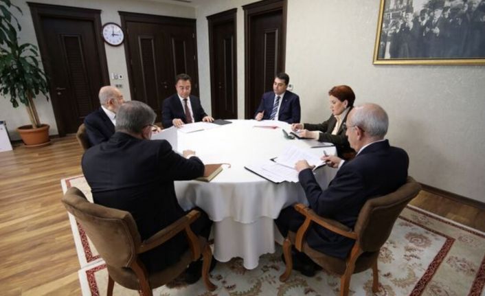 Altılı Masa toplantısına katılan lider: Akşener'inki dayatma olmuyor, bizimki dayatma oluyor