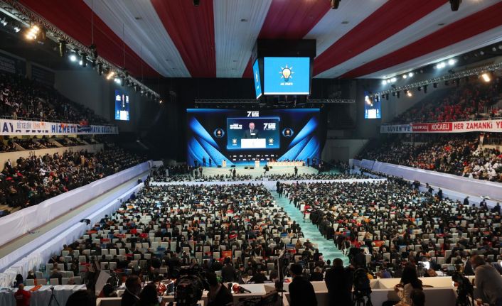 AK Parti MKYK sona erdi: Olağanüstü kongre 7 Ekim'de