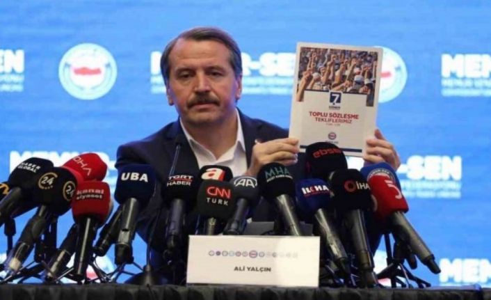 Hükümet memur ve memur emeklisine 2024 için yüzde 14+9 zam teklif etti