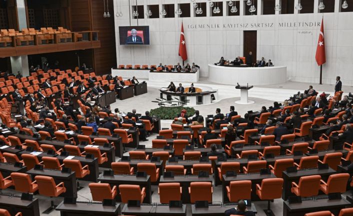 Aile ve Gençlik Fonu kanunu kabul edildi: Gençlere evlilik kredisi verilecek