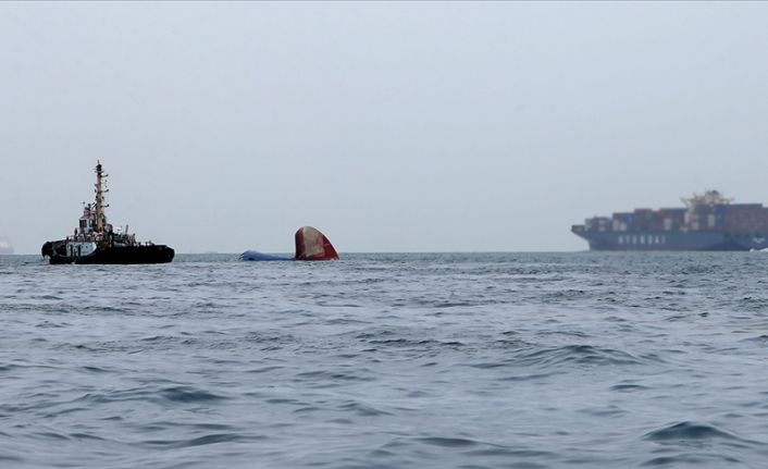 Marmara Denizi'nde kargo gemisi battı: 6 kişilik mürettebat aranıyor