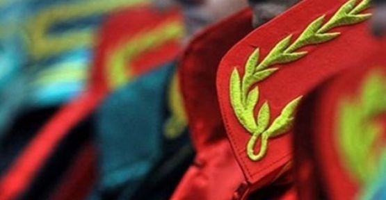 21 askeri hakim gözetim altına alındı