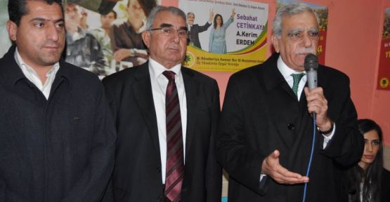 5 bin üyeli Metinan aşireti BDP'ye katıldı