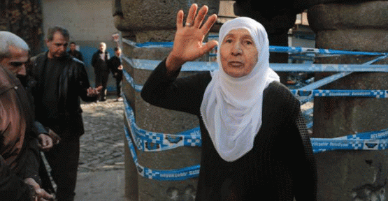 76 yaşındaki Saniye Ekti serbest bırakıldı