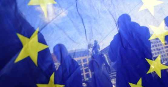 AB'nin Türkiye'ye ayırdığı 4.5 milyar euroluk fon tehlikede