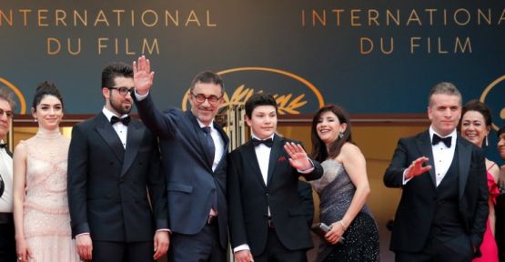 'Ahlat Ağacı' Cannes'da ayakta alkışlandı