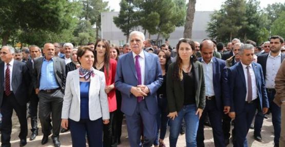 Ahmet Türk ve Figen Altındağ mazbatalarını aldı